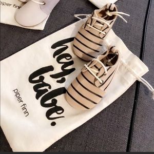 Pipper Finn footwear size 5